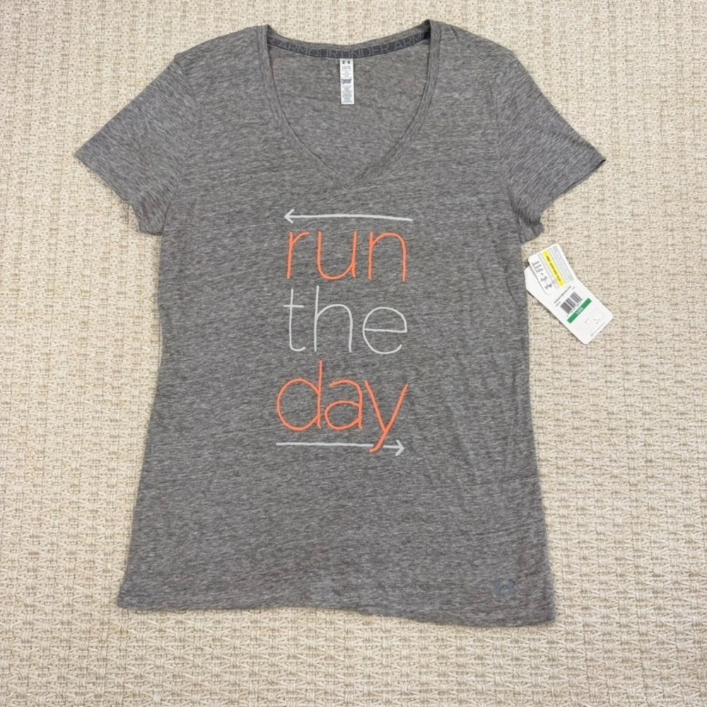 Under Armour Women L Gray Run The Day Shirt HeatGear Fitted V Neck Tee Fitness